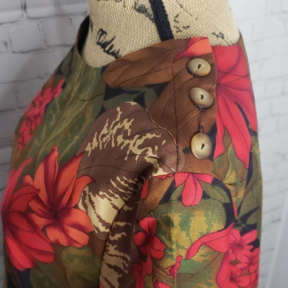 Vintage Hibiscus Tropical Flower Top Colorful - Picture 7 of 9